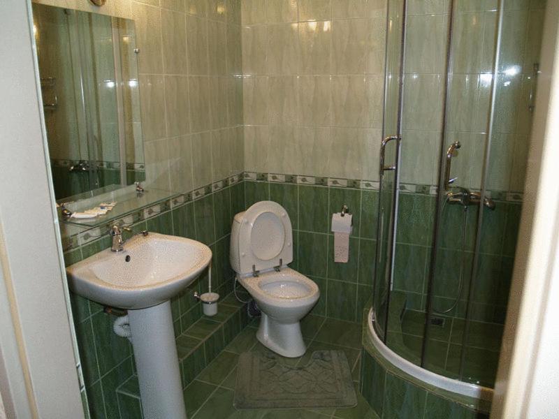 Hotel Mirniy Resort Одеса Екстериор снимка