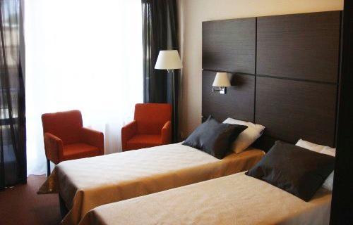 Hotel Mirniy Resort Одеса Екстериор снимка
